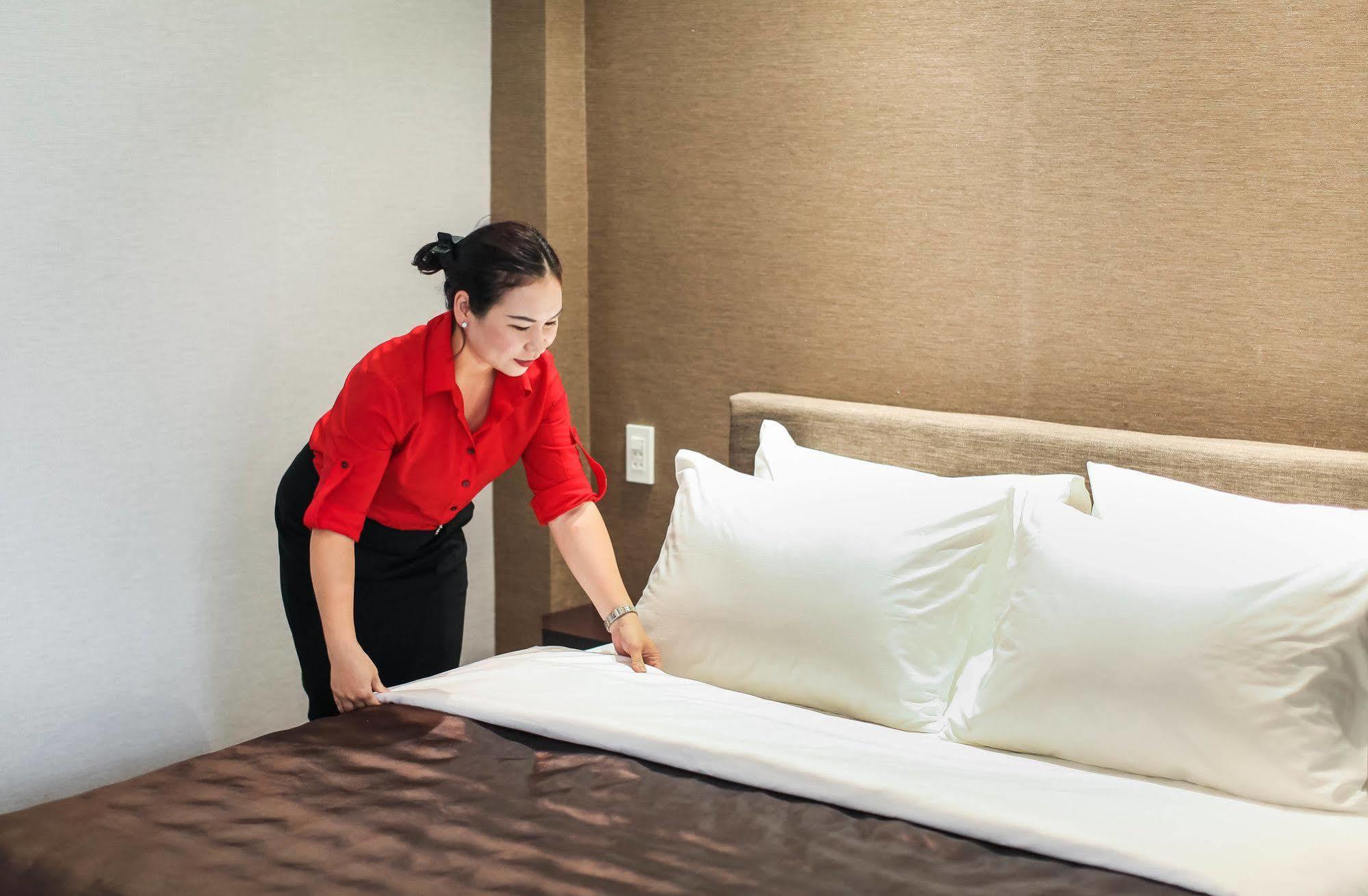 Compass Living Joy Aparthotel Ho Chi Minh-staden Exteriör bild