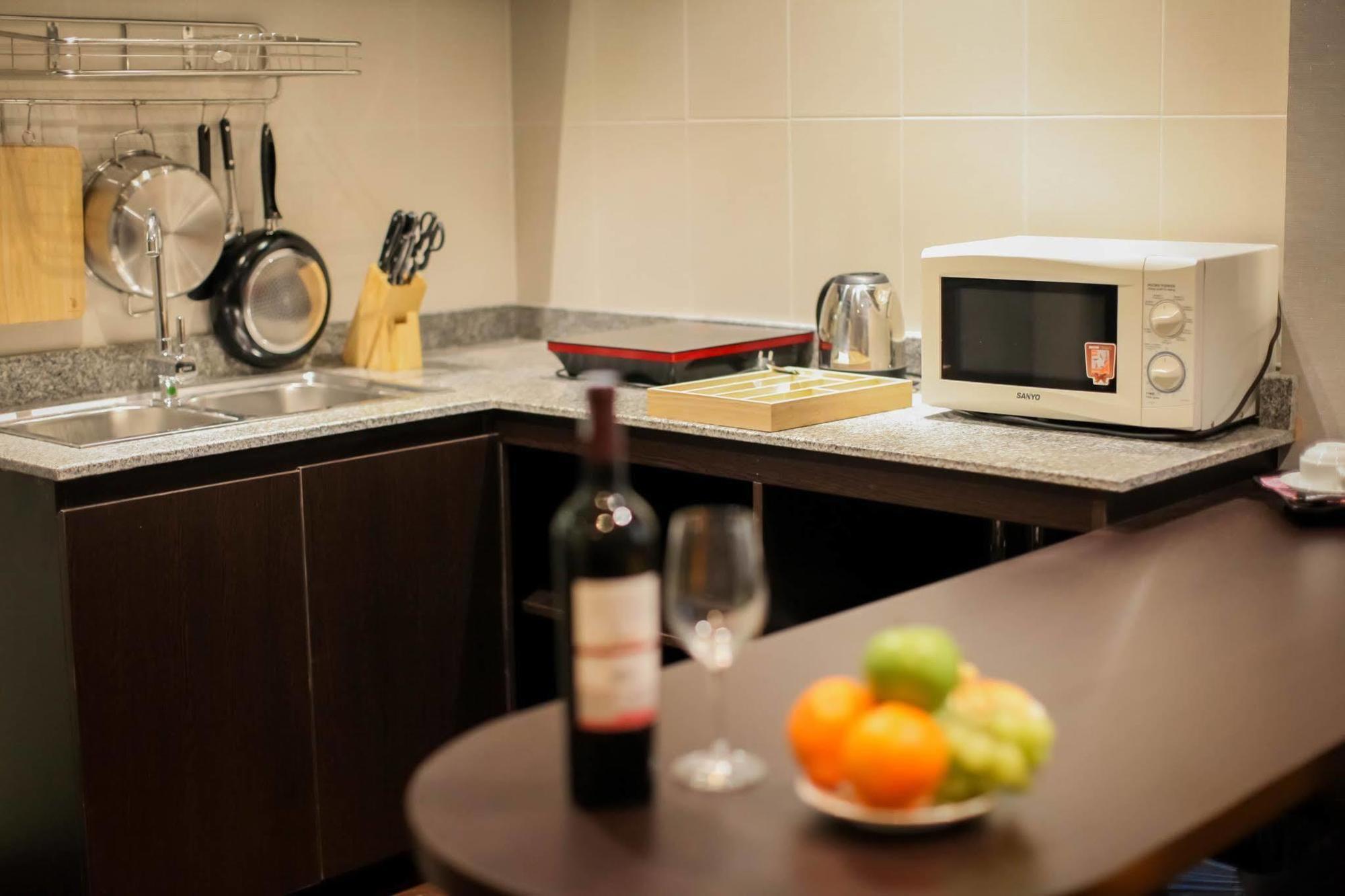 Compass Living Joy Aparthotel Ho Chi Minh-staden Exteriör bild