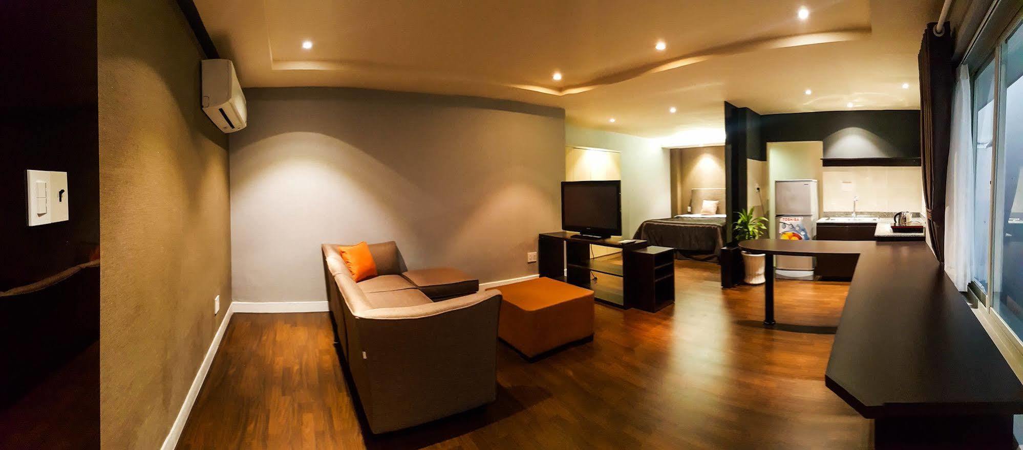 Compass Living Joy Aparthotel Ho Chi Minh-staden Exteriör bild
